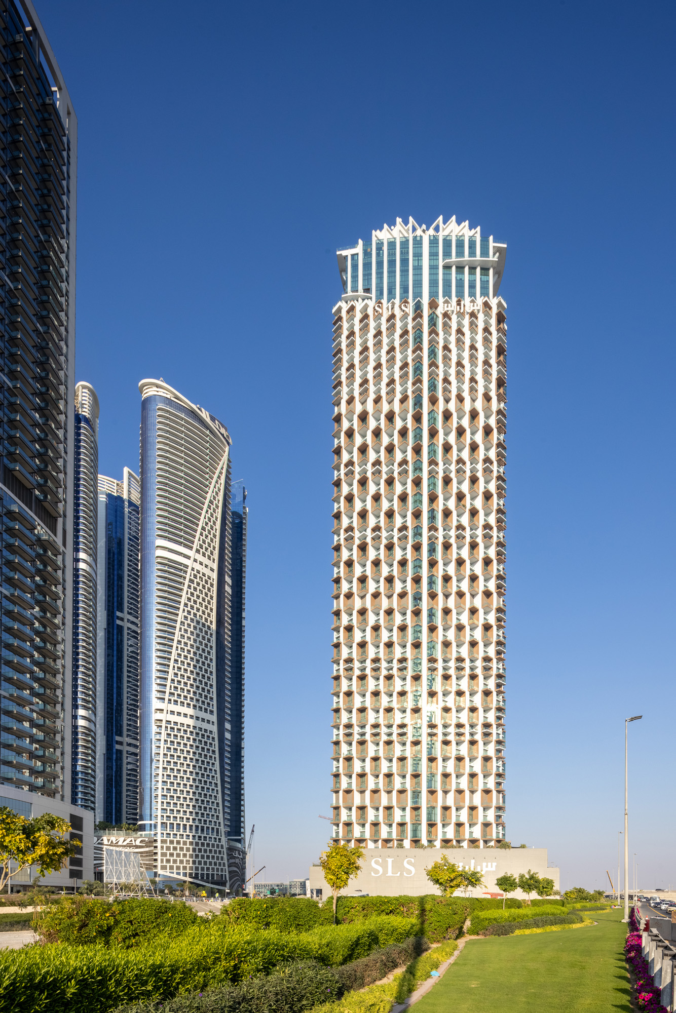 צילום של SLS Dubai Hotel & Residences